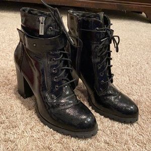 Express Chunky Heel Shiny Black Booties Size 10